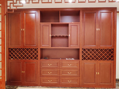 涵江中式家居装修之中式酒柜装修效果图
